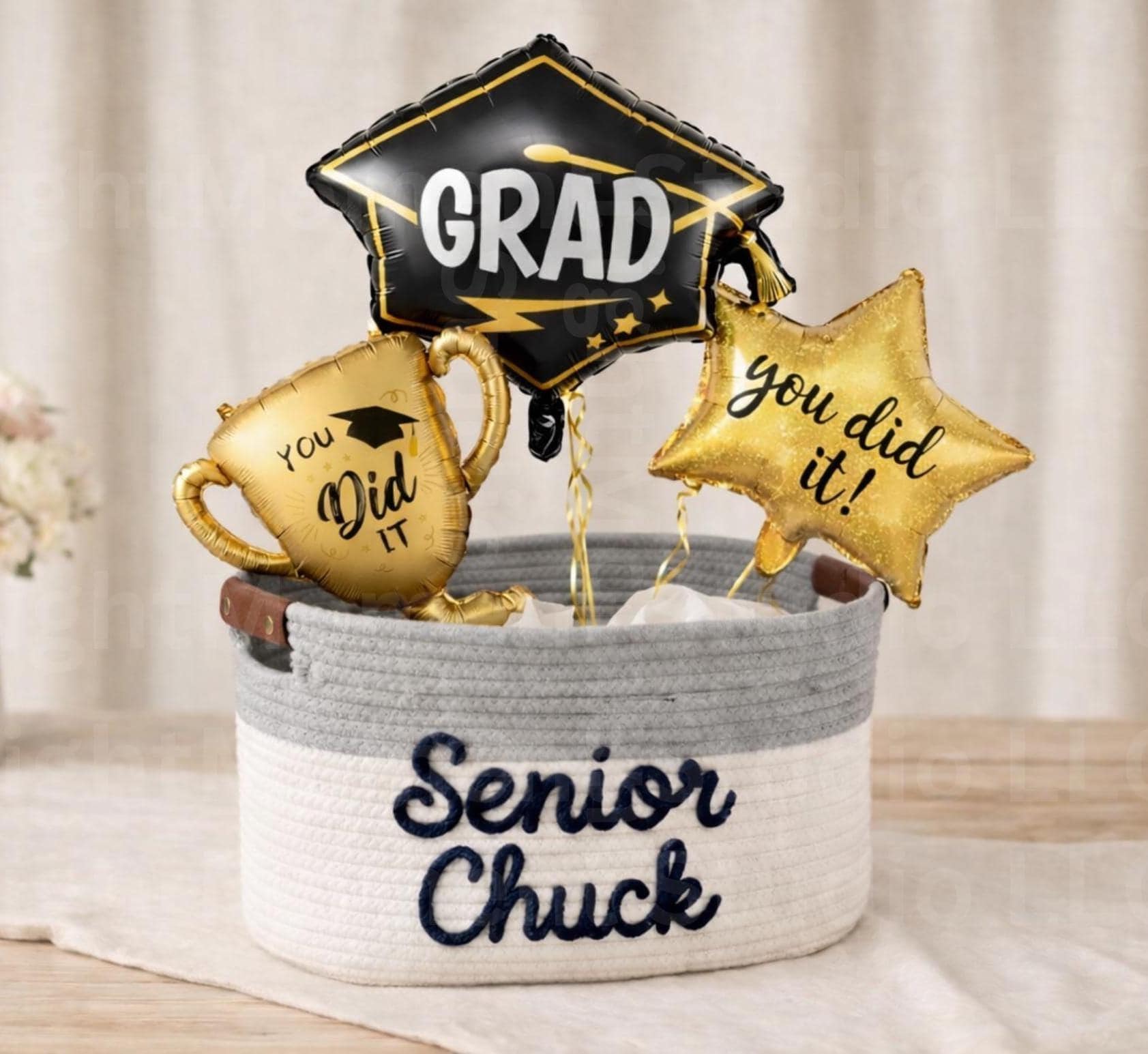 Personalized Graduation Gift Basket, College Graduation Gift, HighSchool Graduation Basket, Graduation Card Box, Graduation Gift for Her